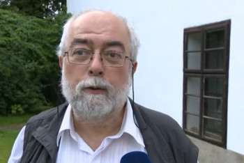 Jan Schneider: Zbláznil se Hvížďala? Jan Schneider: Zbláznil se Hvížďala?